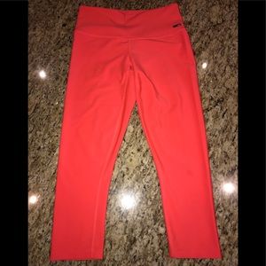 Oakley Capri leggings